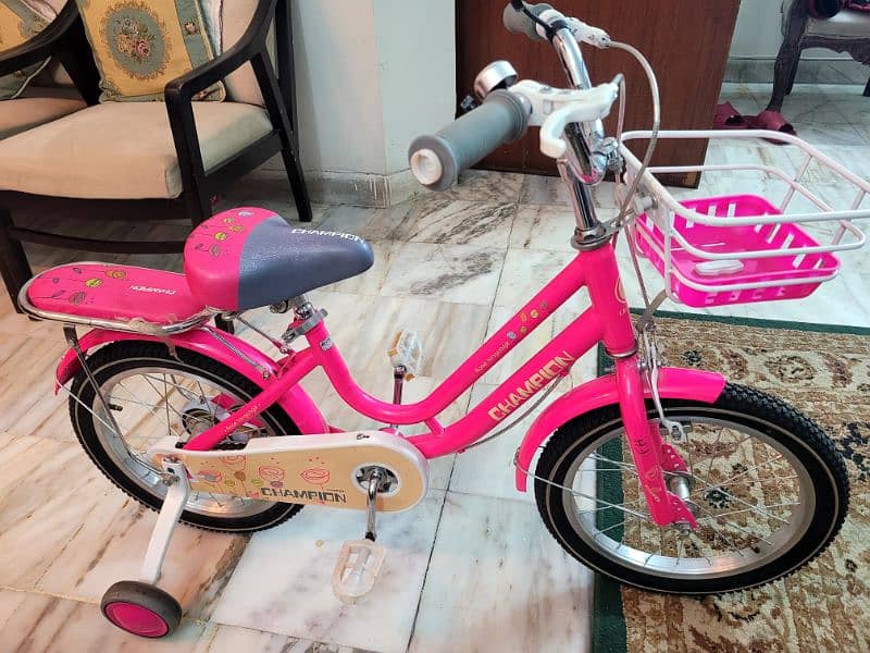 Girls bicycle for sale 10/10 0