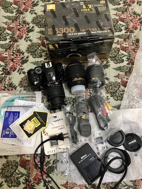 Nikon D3500 DSLR Very Good Condition 0