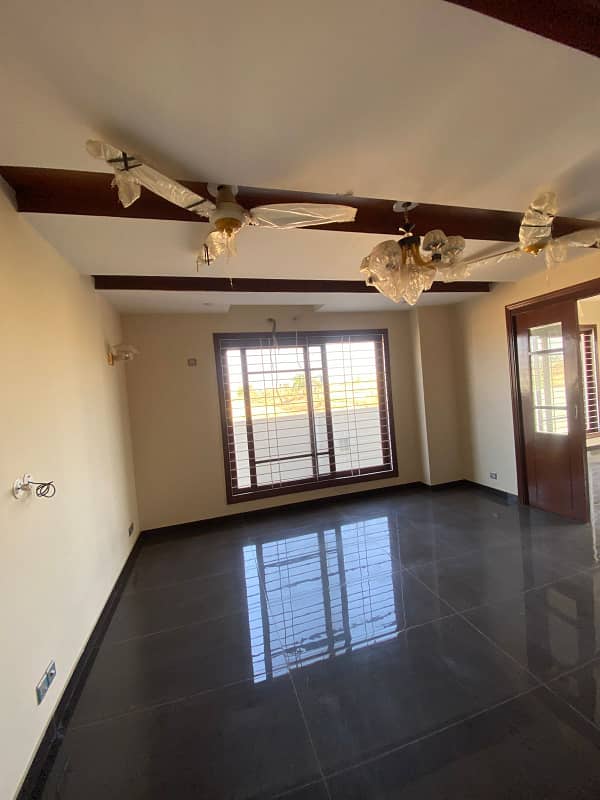 Precinct 4 500 gaz villa for sale with basement brand new visit possible 03093006562 9