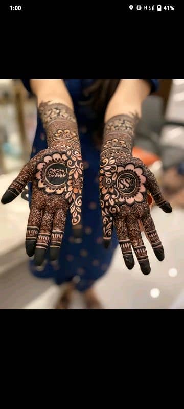 female mehndi expert and hairs expert also make-up. 2