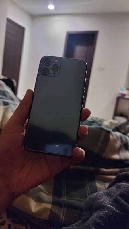 iphone 11 pro (Pta 256gb 94 health ) 3