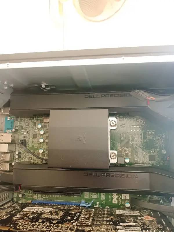 Dell Workstation Same Core i7 7th Generation 2