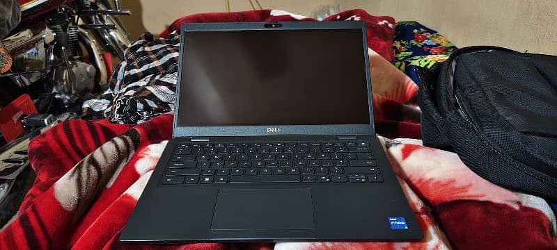 Dell laptop i5 11th gen 6