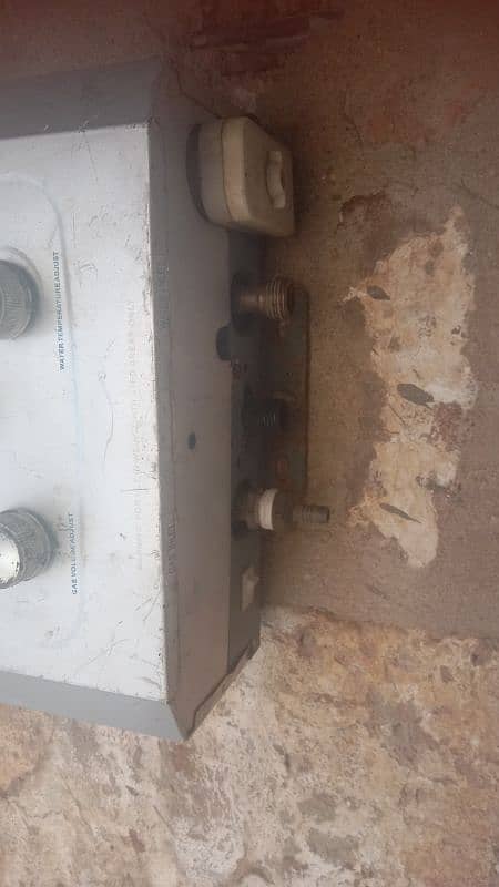 Automatic geyser for sale 2