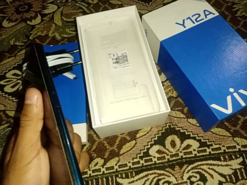 Vivo Y12A 4