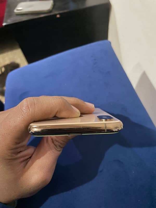 iphone xs 256 GB PTA 2