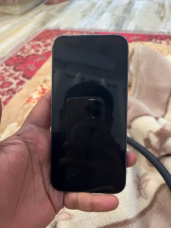 iphone 14pro max 256gb pta approved 4