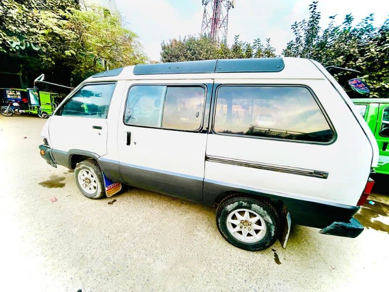 Toyota Town ace 1985 model 1998 imorte 4