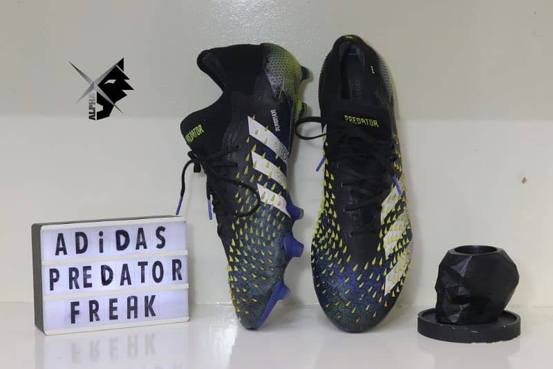 Adidas and Nike kits and grippers 11