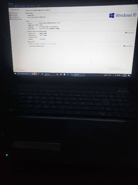 Asus laptop 18 inches big display 2