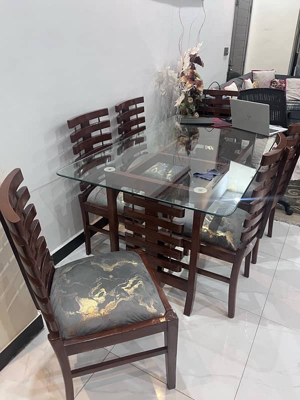 6 seater dining table 2