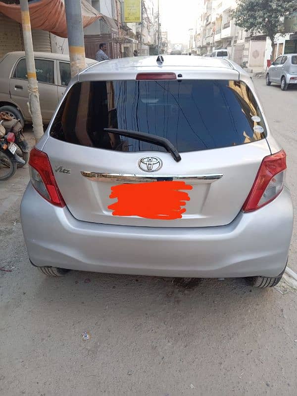 Toyota Vitz 2011 10