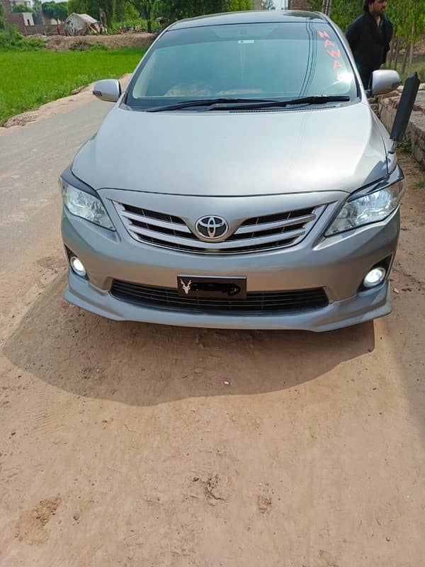 Toyota Corolla GLI 2013 5