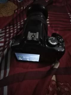 DSLR CAMRA KISS X2