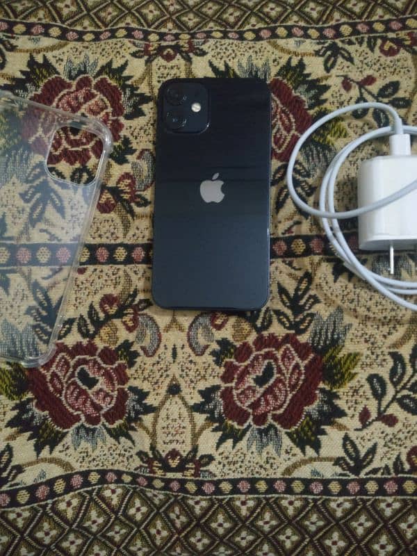 i-phone 12 mini with charger 0