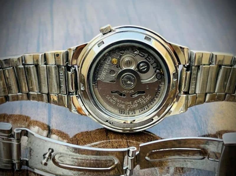 original japan made watch with original japan machine 7