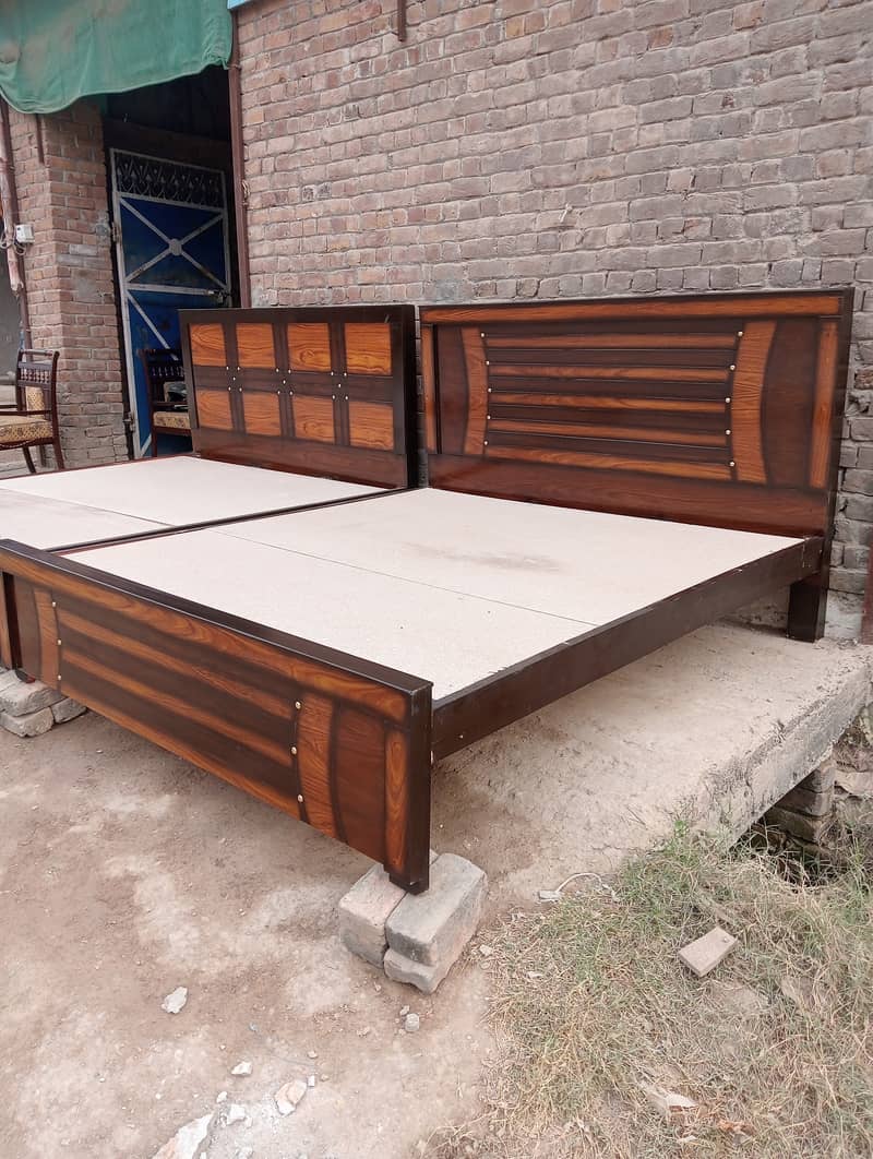 double bed /bed for sale / king size bed/ mattress for sale 3