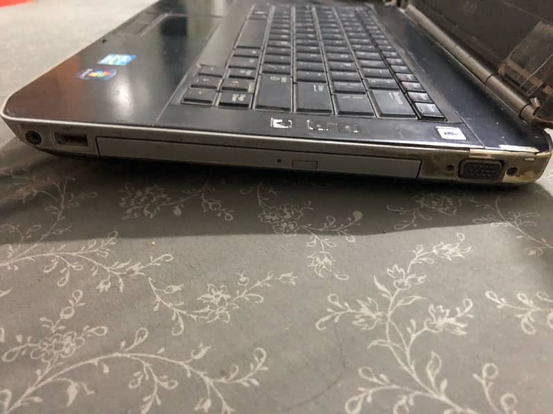 dell Latitude e5420 3