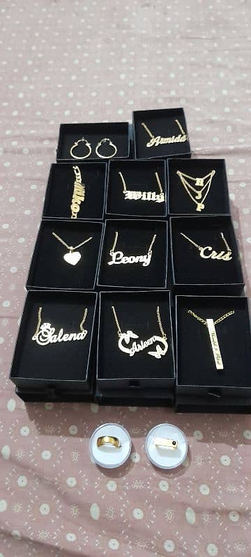 Customize Name locket set rings cufflinks bracelets burj airings. 3