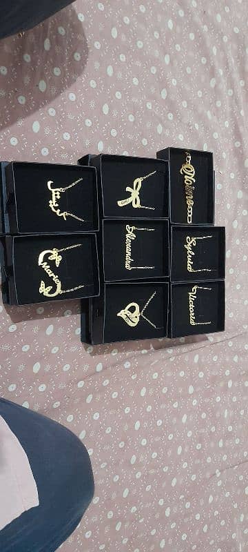 Customize Name locket set rings cufflinks bracelets burj airings. 4