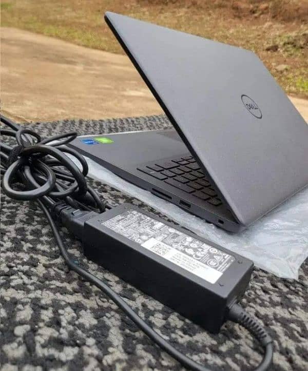 Dell Inspiron 3501 | i7 11th Generation 6