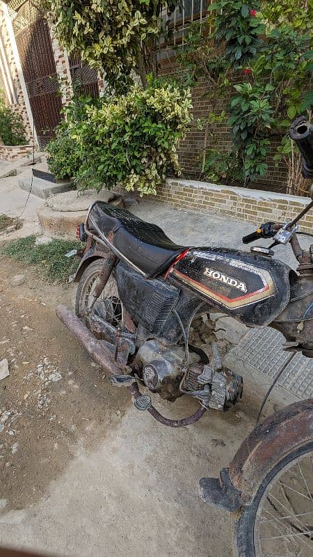 HONDA 1972 All ok 4