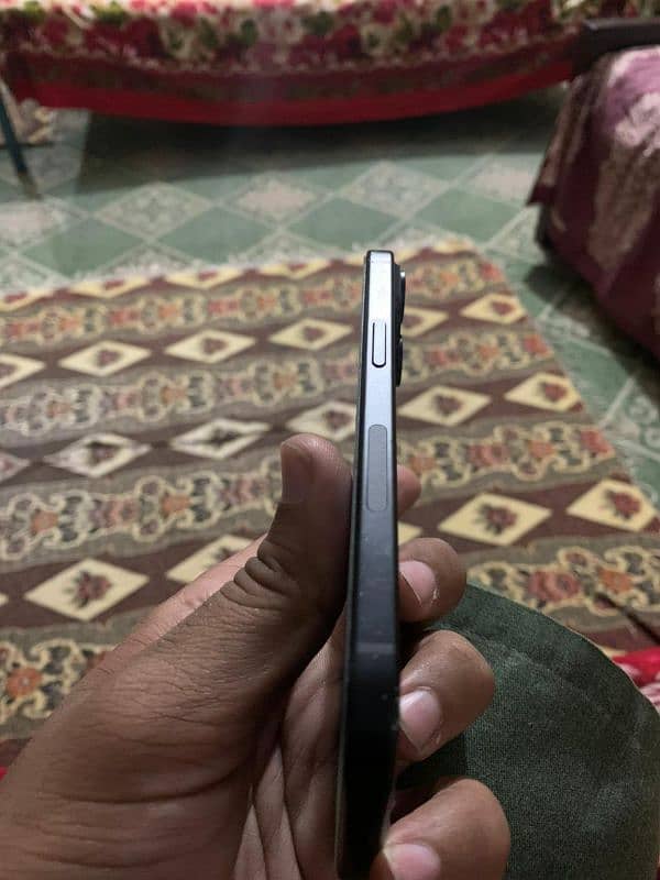 iPhone 15 Non pta factory unlocked Read add plz 3