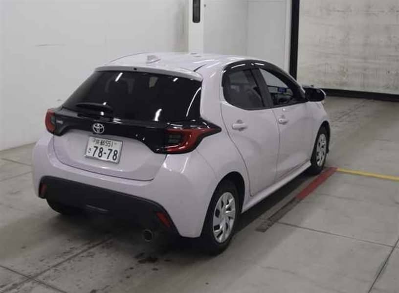 Toyota Yaris 2021 G led 4