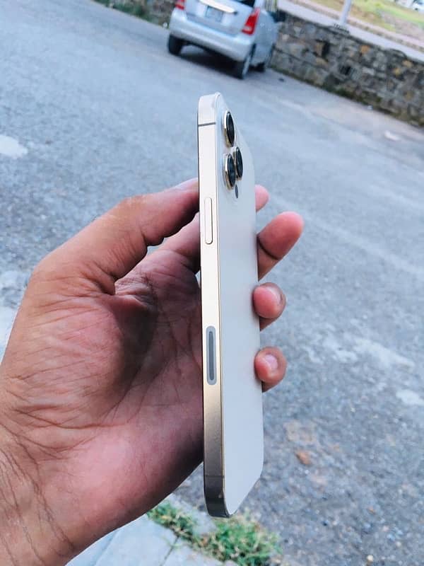 IPhone 12 Pro Max Non PTA 4