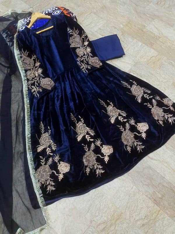 3 Pcs Embroidered Maxi 3