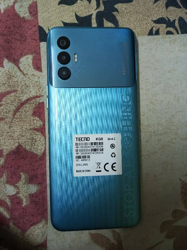 Tecno spark 8 pro 4/64 0