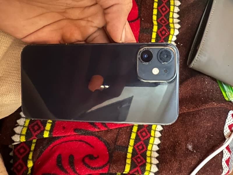 Iphone 12mini ( contact on whatsapp) only srs buyers. 2