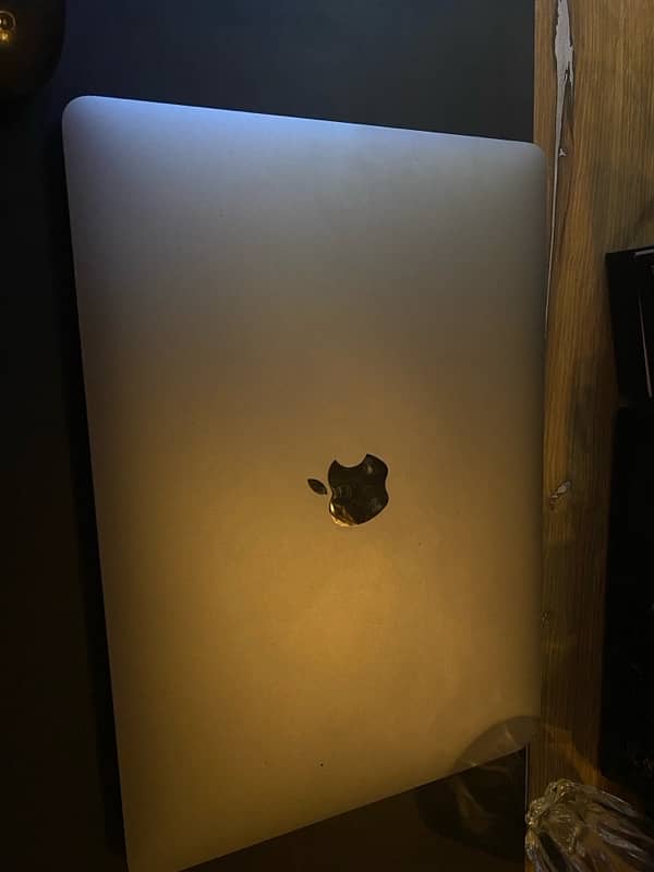 Mac Book pro 2019 2