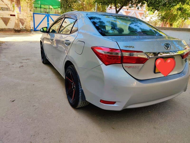 Toyota Corolla GLI 2016 1.3 Auto 8