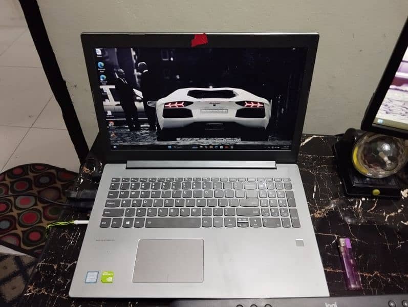 Lenovo laptop 0