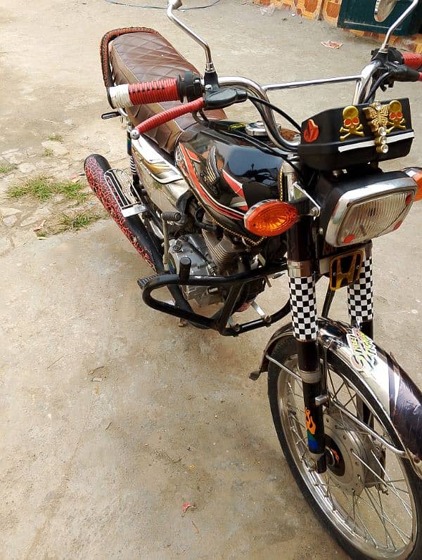 Honda 125$ 0