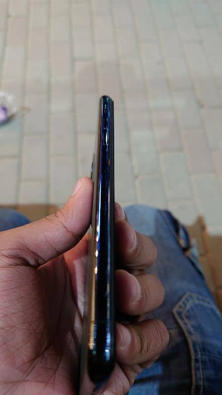 iPhone 11 pro max non pta 256 gb in cheap price urgent sale 3