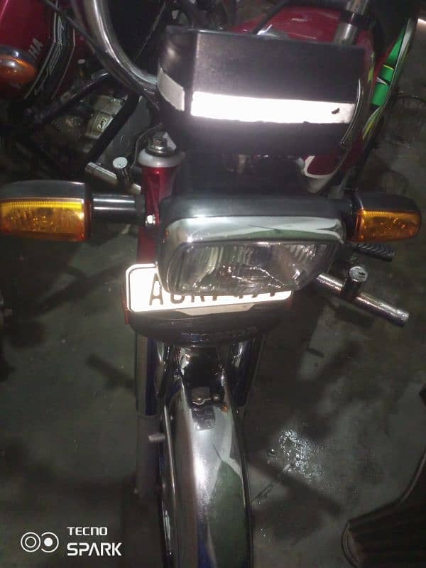 Honda cd70 9