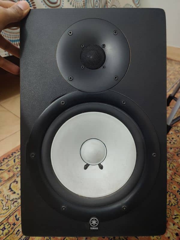 Yamaha HS80M Powered Studio Monitor (Pair) 4