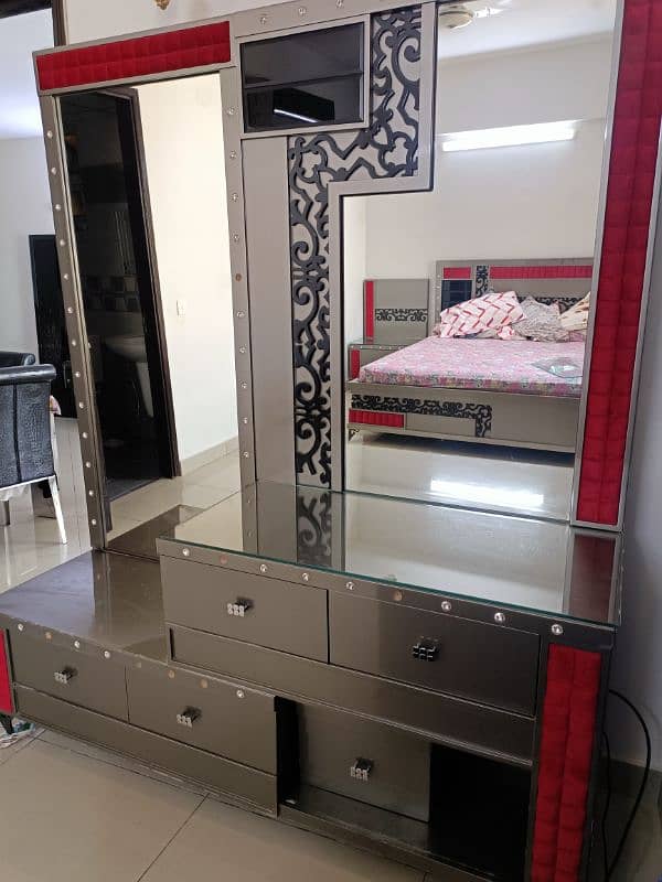 bedroom set available for sale 1