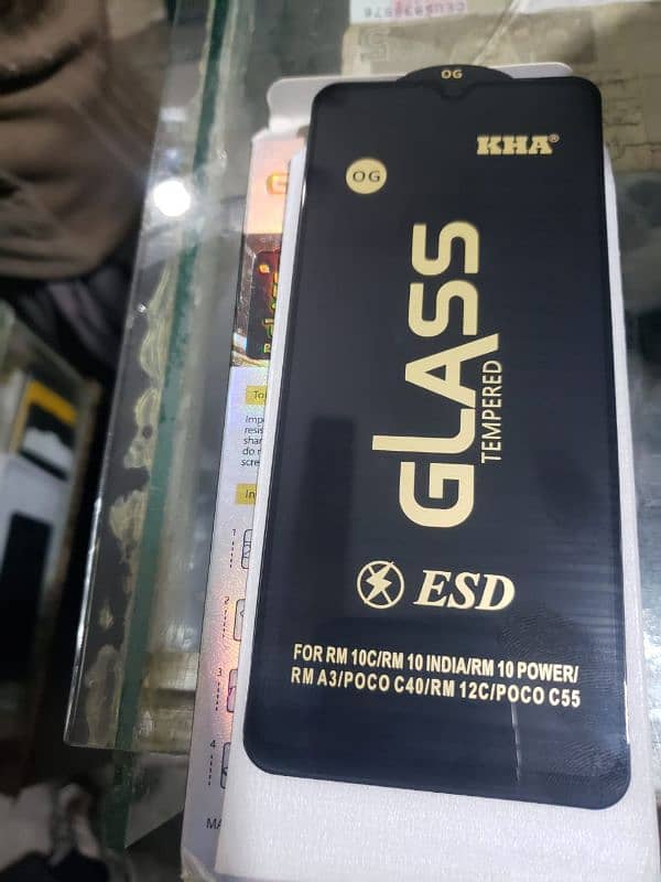 OG glass screen protector 50 Rs par pice 3