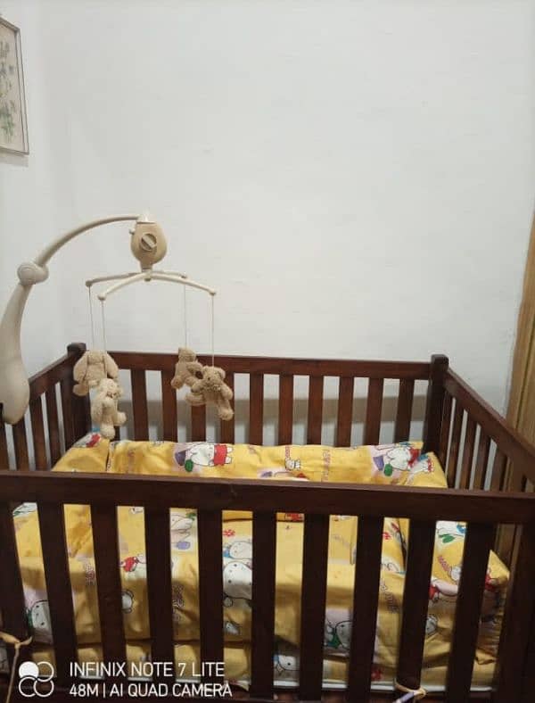 Kids cot / bed (wooden) 2