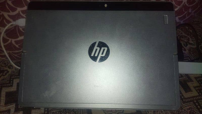 core i5 7th gen HP with touch display with gaming keyboard and mouse 1