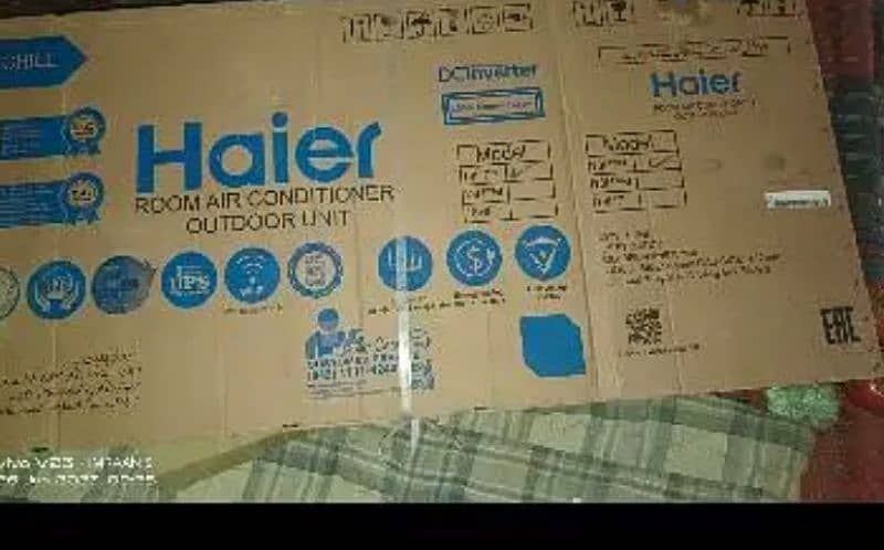 Haier DC inverter 1.5 ton wifi Heat and Cool Excellent condition 4