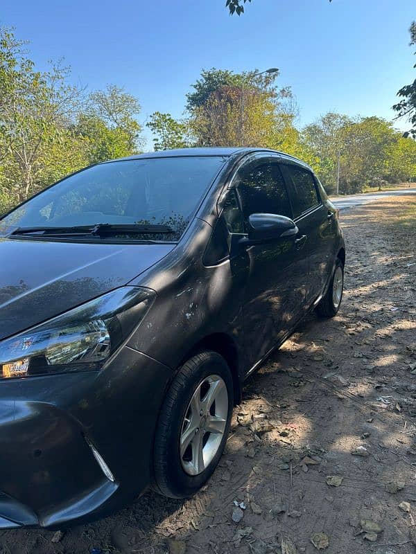 Toyota Vitz 2014 7