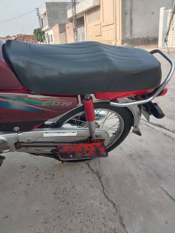 Honda cd 70 15 model Genuine bike all ok price final 3