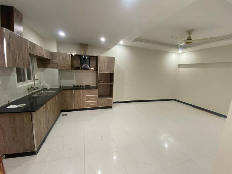 3 Bedrooms Unfurnished Apartment Available For Rent In E 11 4 Near To Main Margalla Road 1