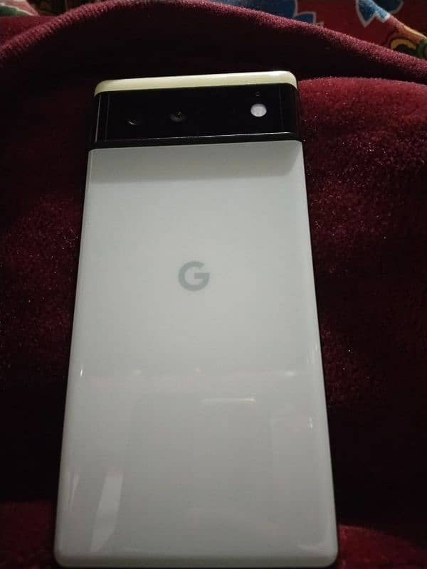 Google Pixel 6 non PTA condition 10/10 with box and original charge 7