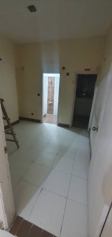 1 BED DRWAING LOUNGE FLAT FOR RENT NAZIMABAD NO. 4 15