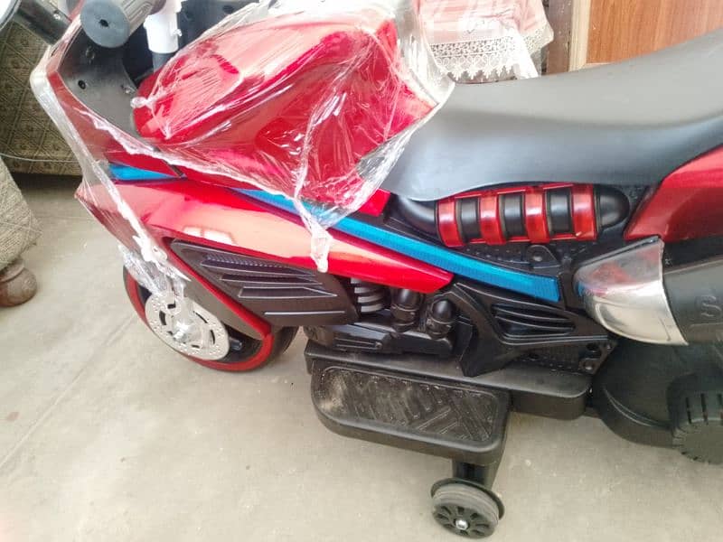 kids battery bike 12 volt 2 motors 4